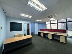 A'posh Bizhub (D27), Factory #588092911